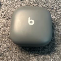  Beats Fit pro *gray*