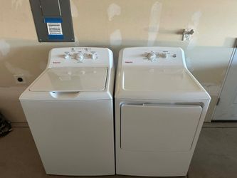 GE Washer & Dryer (delivery available)