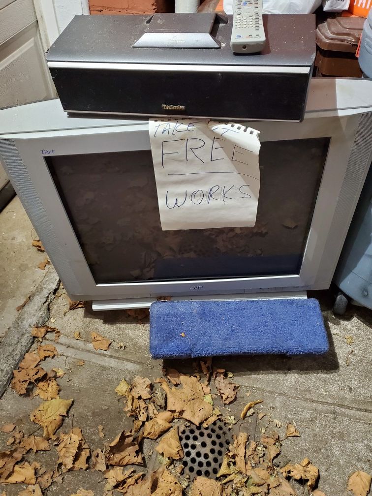 TV works well ..free