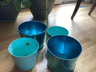 Metal pots