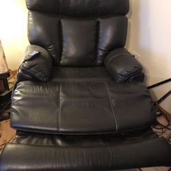 Leather Recliner /lift chair With Remote