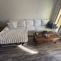 Living Spaces Couch W/chaise —beige 