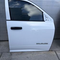2019 2020 2021 2022 RAM 2(contact info removed) FRONT DOOR RH RIGTH SIDE DOOR CREW CAB  WHITE 