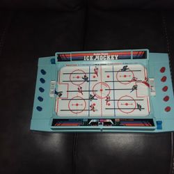 Retro Radio Shack Ice Hockey game 