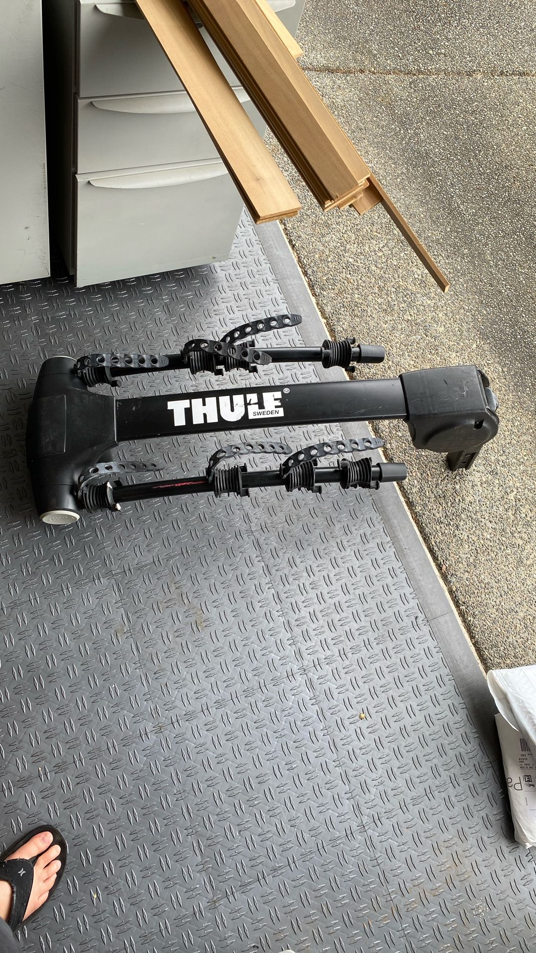 Apex XT 4-Bike Hitch Rack
