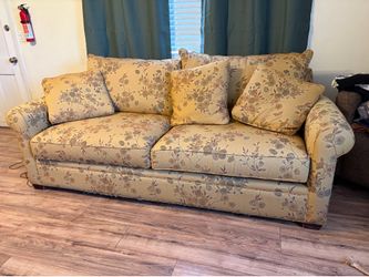FREE COUCH GREAT CONDITION