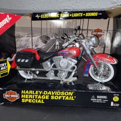 1996 BuddyL Harley-Davidson Heritage Softail Special Motorcycle Diecast Model