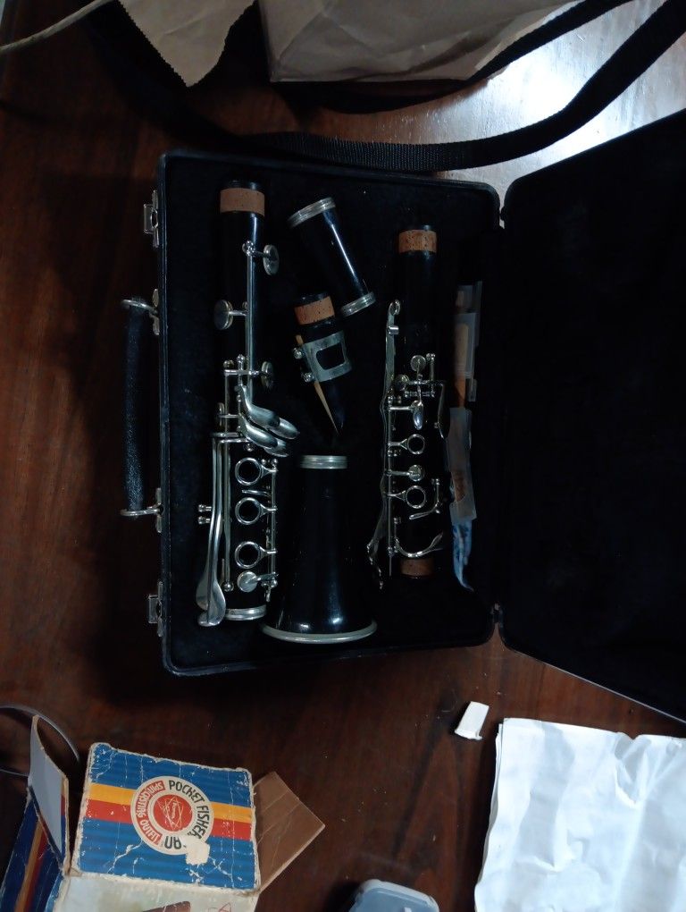 Vintage Bundy Clarinet
