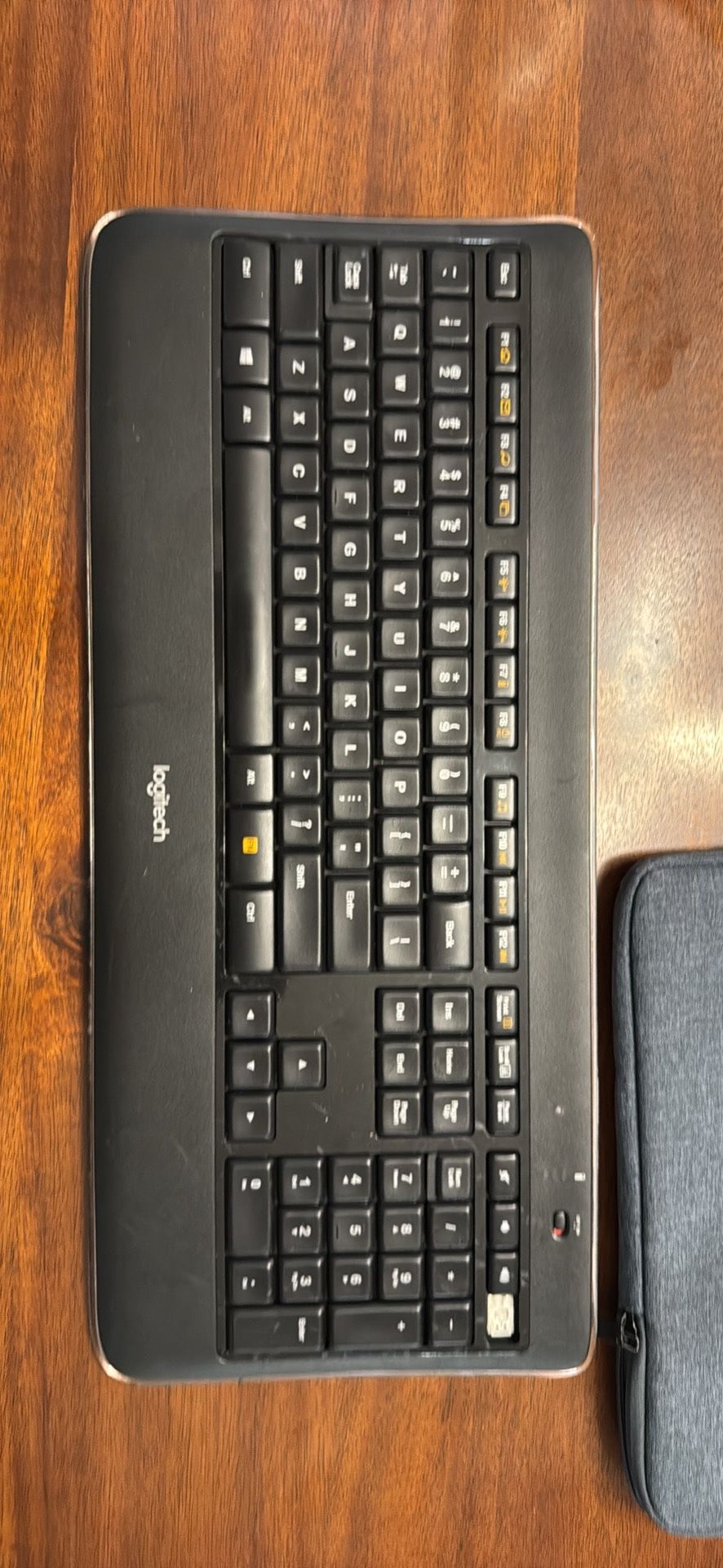 Logitech K800 Wireless Keyboard