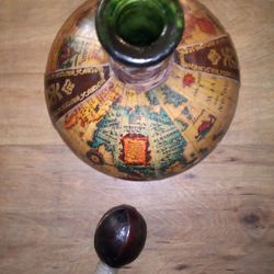 Italy Leather Wrapped Decanter Wine Bottle Old World Map Globe