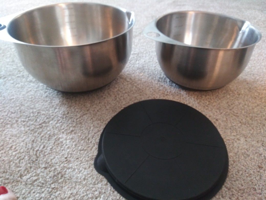 3 pc pampered chef mixing measuring bowls