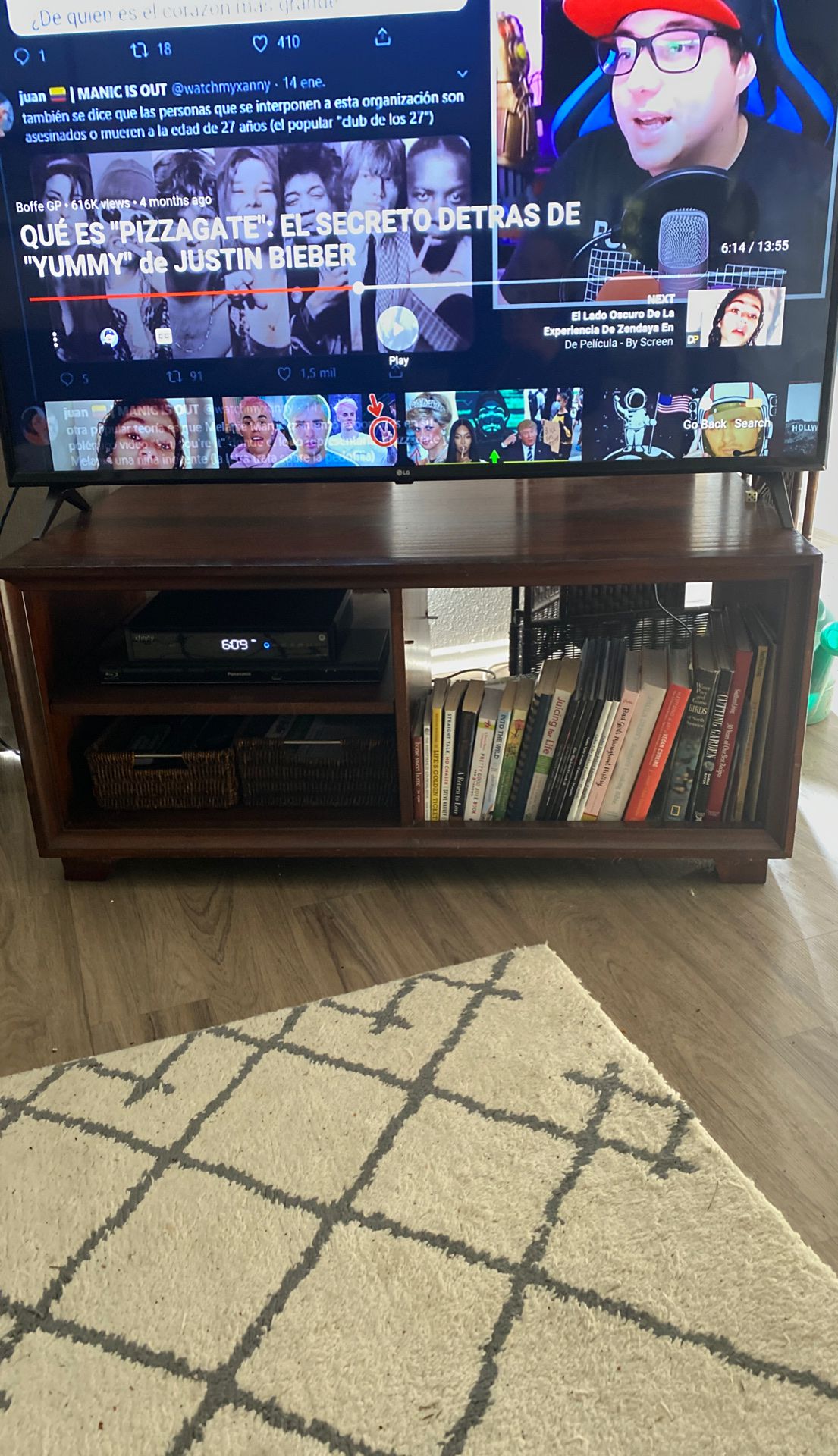 Tv stand up to 55”