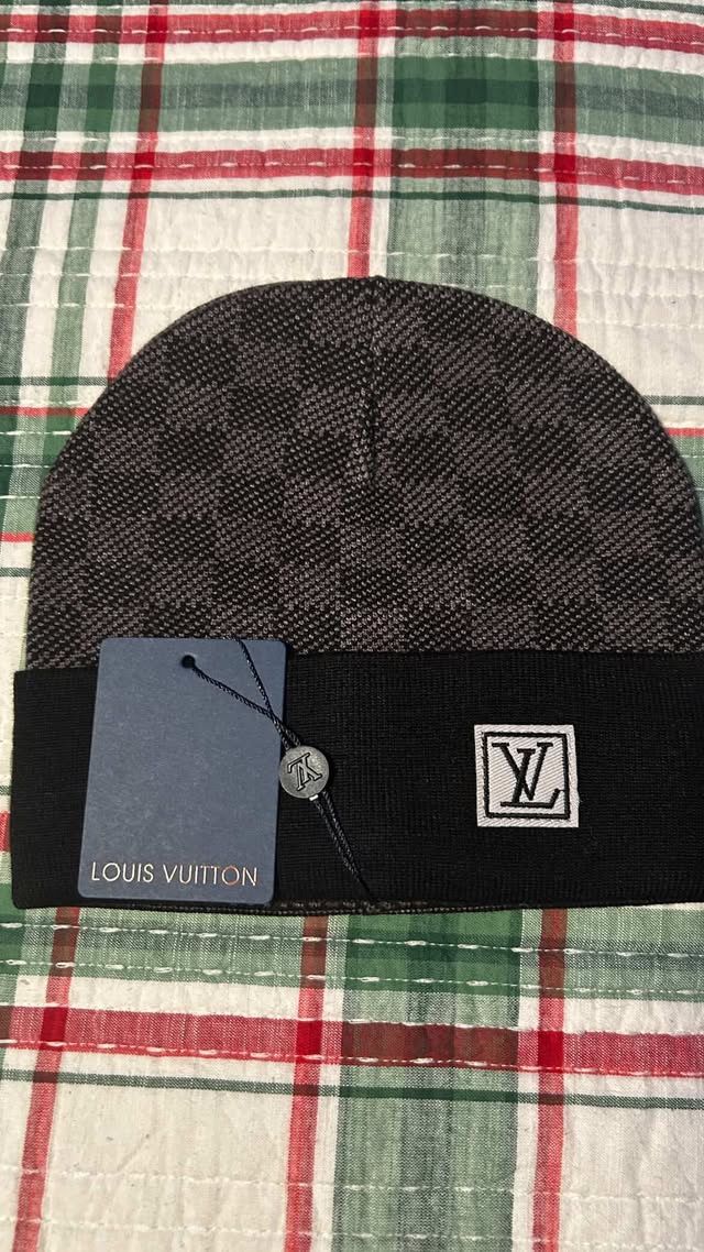 l v beanie (dark gray)