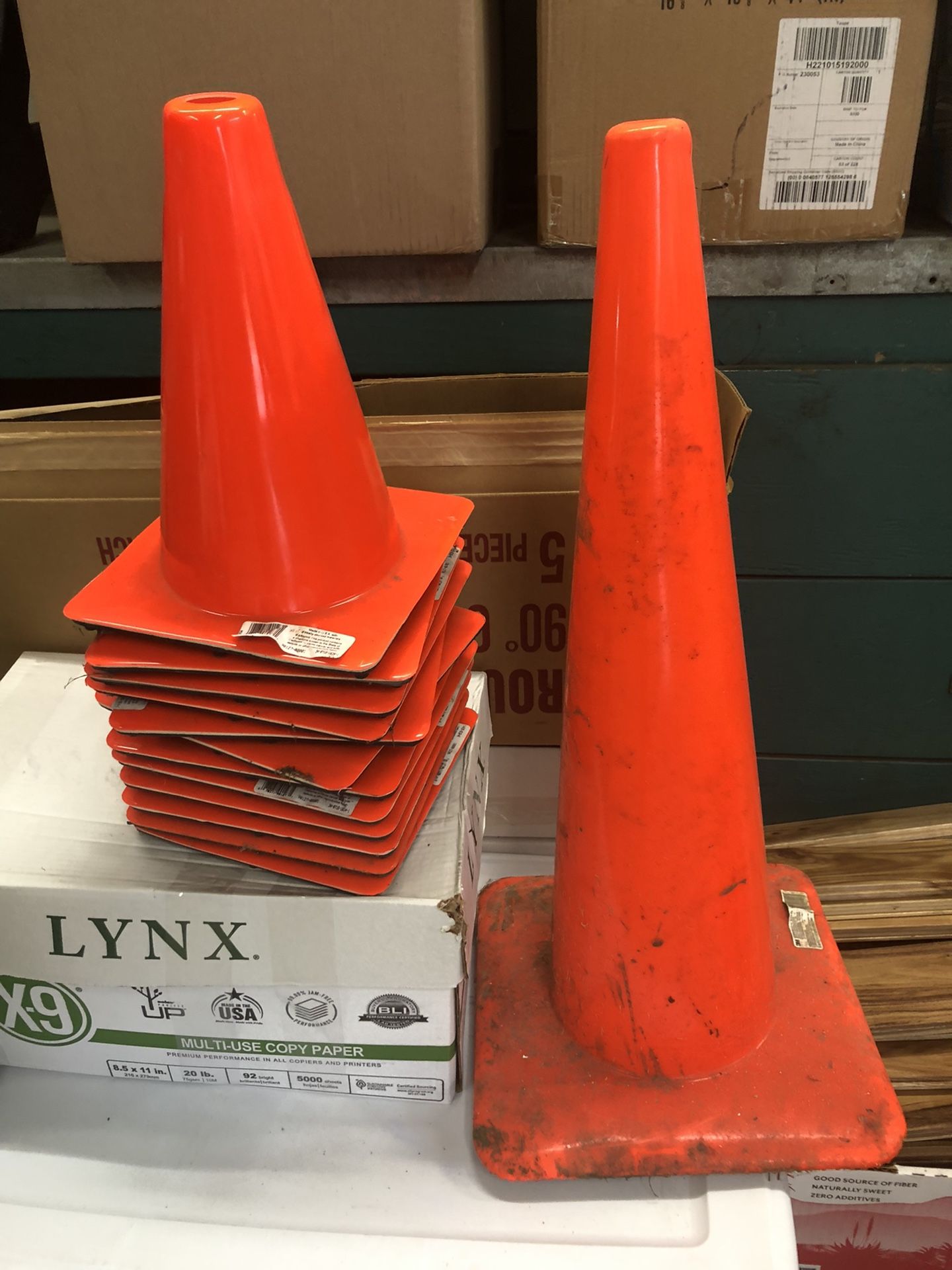 Traffic cones 12” — Set Of 12 Heavy Duty