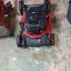 Troy Bilt Mower 