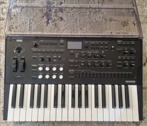 Korg Wavestate Wave Sequencing Synthesizer