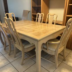 Solid Wood Dinning Room Table With 6 Chairs