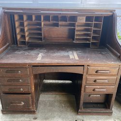 Antique Desk Make A Reasonable Offer