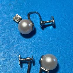 14 K Pearl Earrings No Holes Needed