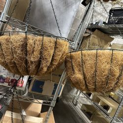 Coconut fiber hanging baskets for gardening 
