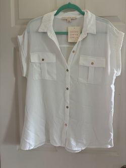 Woman’s L/XL clothes