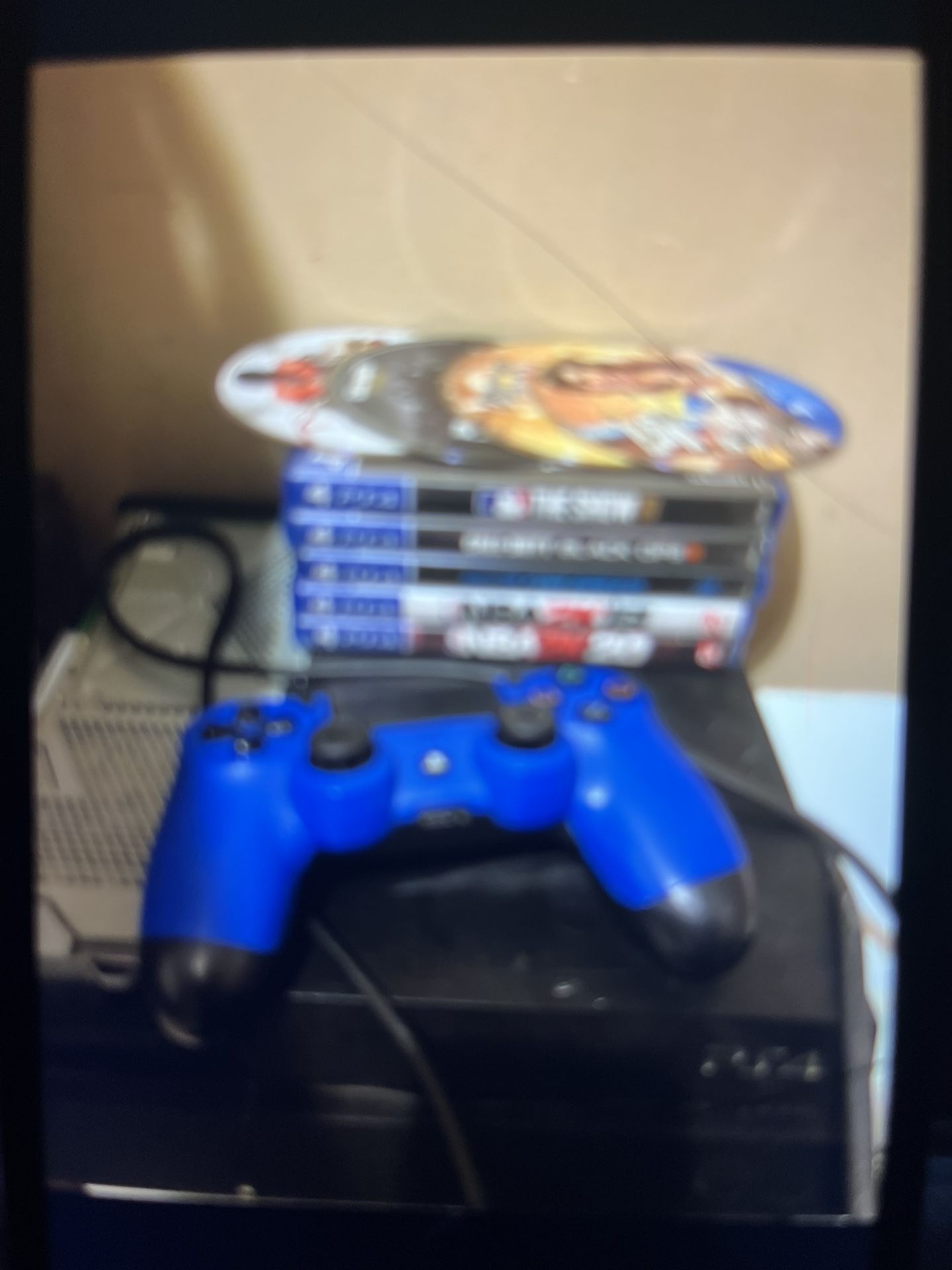PS4 Controller And Games