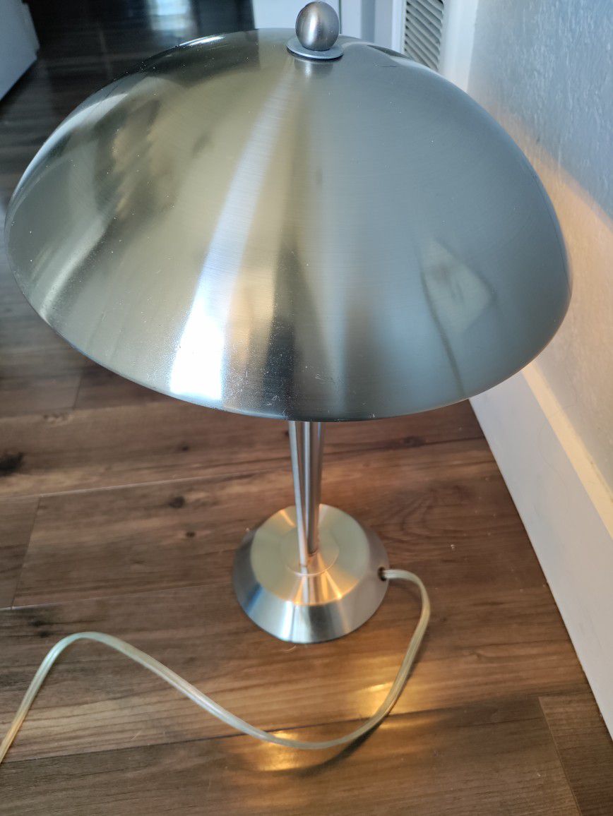 Lamp Table Workin