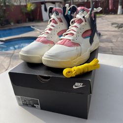 NIKE AIR FLIGHT HUARACHE