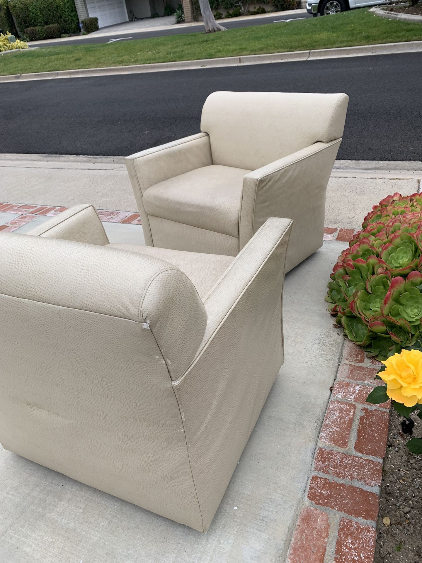 Swivel Chairs Both FREE