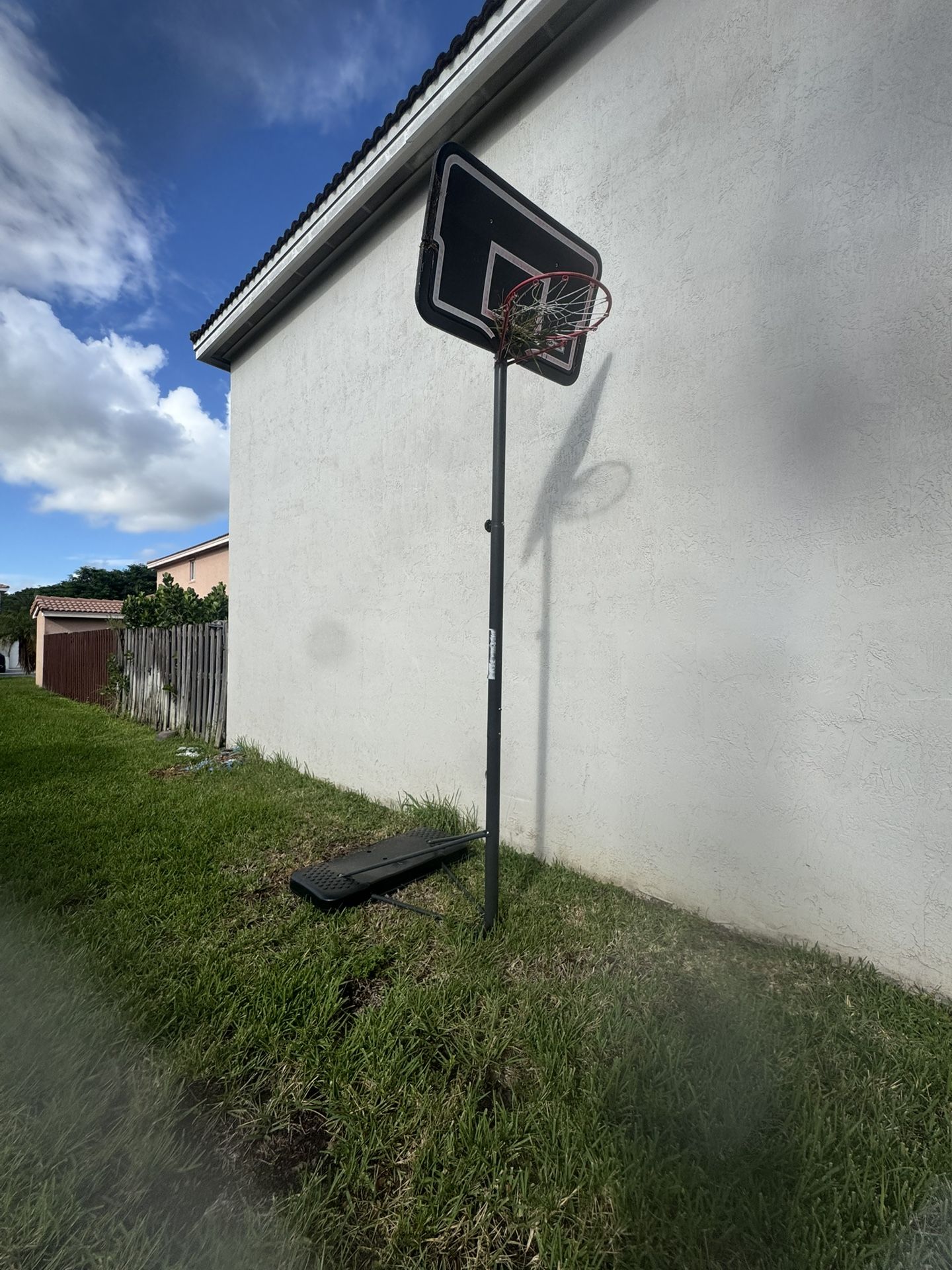 Free Basketball Hoop
