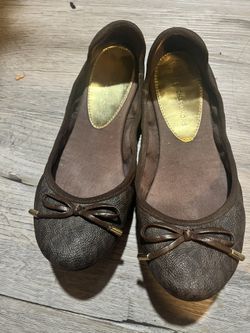 Authentic Michael Kors Flats(7.5)