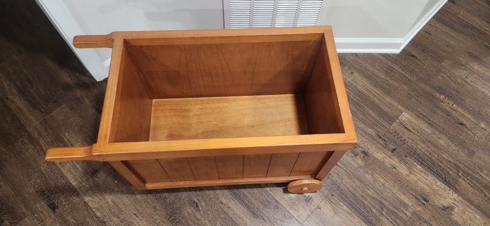 Beautiful Wooden Toy Chest