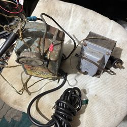 12 volt DCchargers with indicator