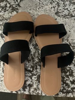 Cuccoo women's shoe size 9