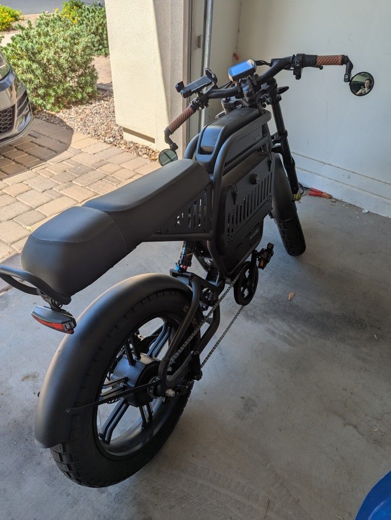 Like New Electric Bike Ride 1 Up