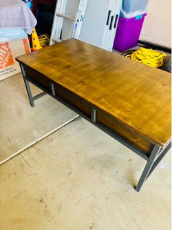 Coffee Table – Solid Real Wood – Excellent Condition – $150 OBO