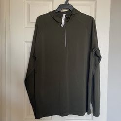 LULULEMON 1/4 Zip Jacket XL great condition OLIVE