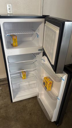 Mini -fridge/ refrigerador