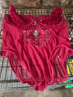 *Brand NEW! Women’s lingerie set of 2, XXL