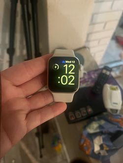Like-New Apple Watch - Complete Box & Accessories included! $300 OBO