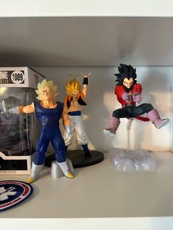 DBZ statues
