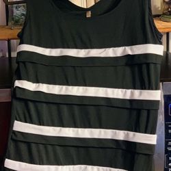 x small Dresses (4 )