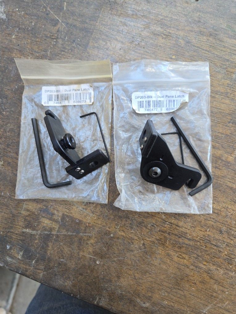 DP 203 BLK dual Pane Window Latches Was Spares For 2003 Monico Monarch Sold Motorhome