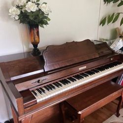 Baldwin Piano