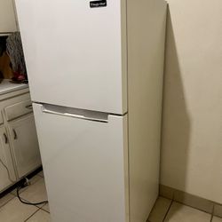 Magic Chef Fridge 