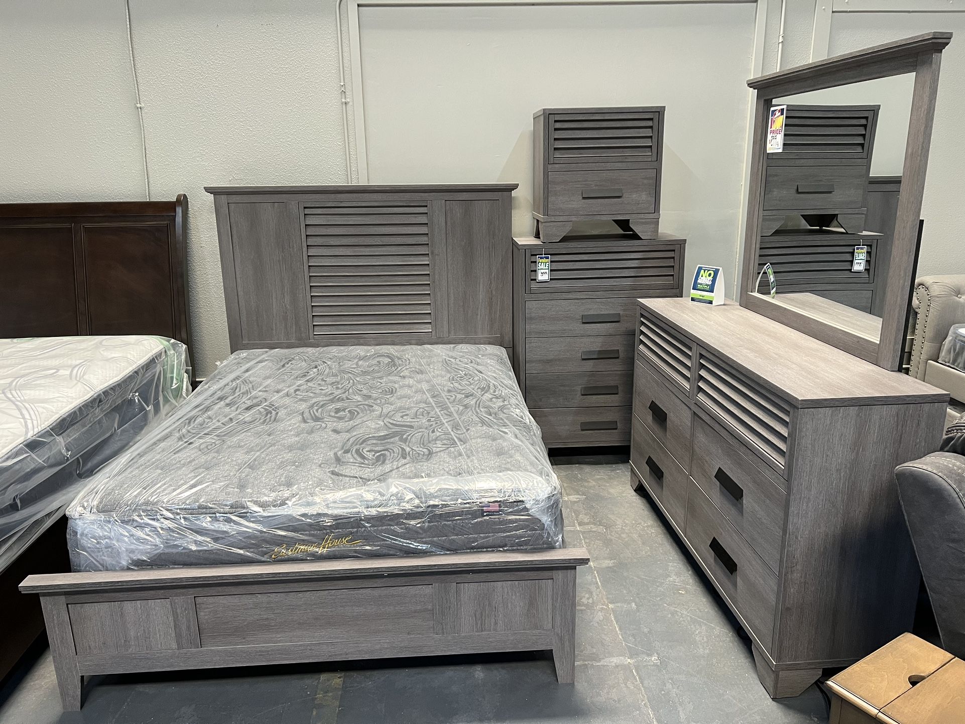 Grey Starter Bedroom Set Queen Size 