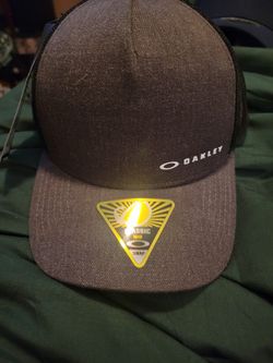 Oakley Hat Brand New