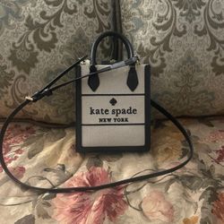Kate Spade New York Mini  Crossbody