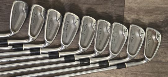 Titleist DTR Irons (3–PW + SW)