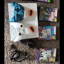 X Box 1X. 5 games and 2 controllers with 2 extra batteries, hdmi and power cords.
